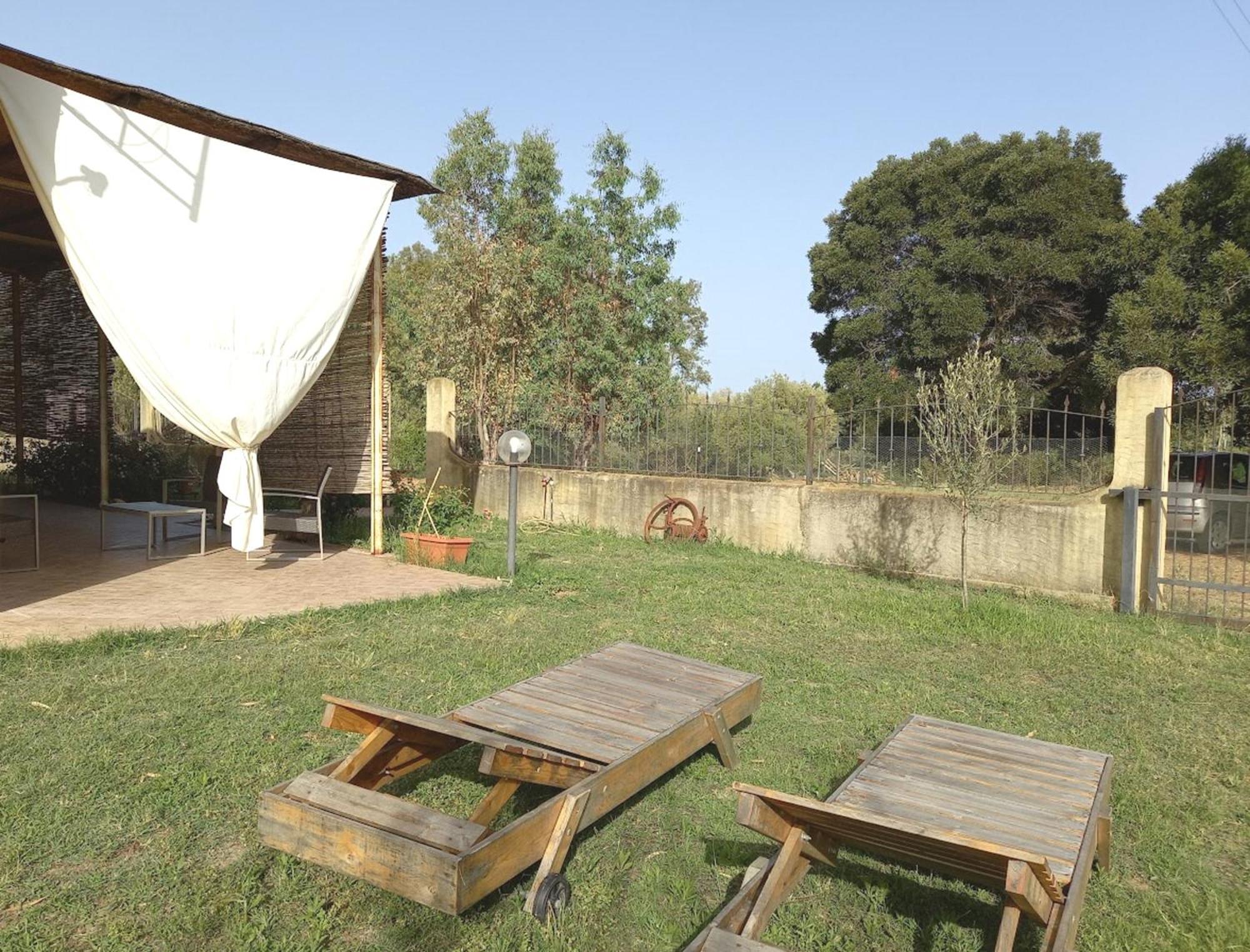 Basecamp Ogliastra - Flat Green Санта Мария Наварезе Екстериор снимка